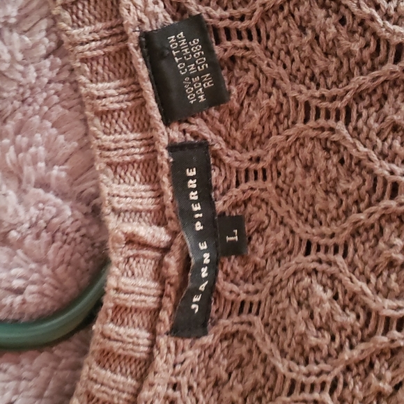 Sweater - Picture 3 of 3